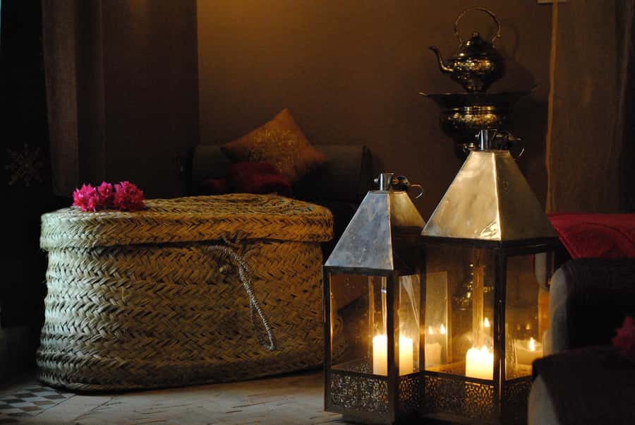 Fes: Traditional Hammam Massage in a Luxury Palace - The hammam scrub, from warmth to clean skin