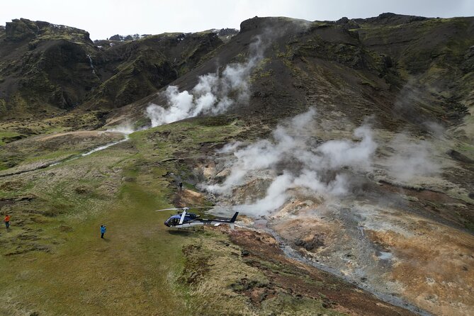 Fire and Ice Helicopter Tour: Glacier and Hengill Geothermal Area - The pilots make a real difference