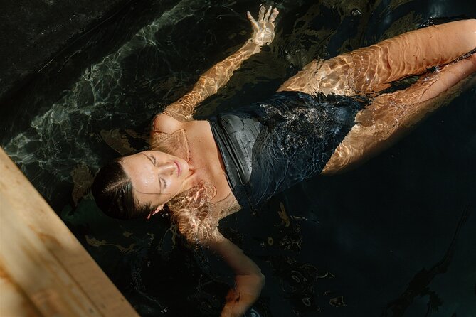 Floating Sauna & Lake Plunge Experience – Queenstown - The Views Toward Queenstown’s Alpine Mountains