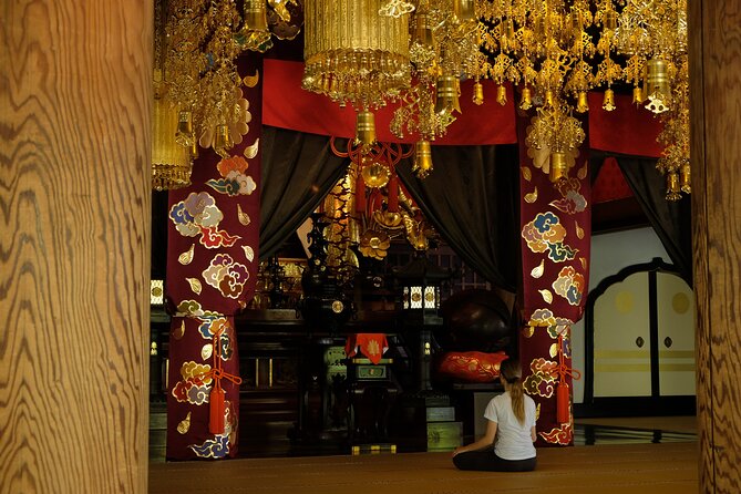 Forest Bathing in Temple and Enjoy onsen with healing power - Soaking in a healing hot spring