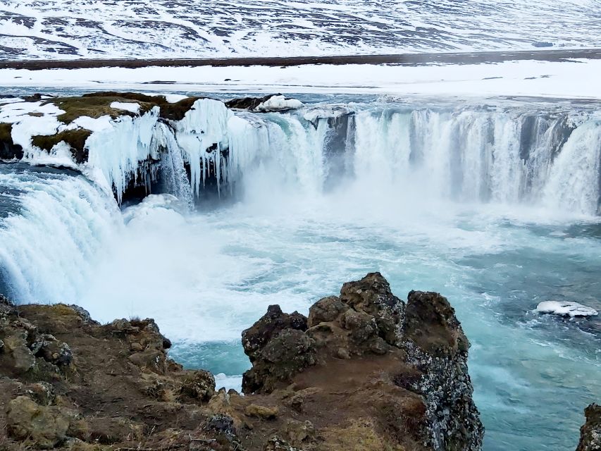 From Akureyri: Godafoss and Lake Myvatn - Grjótagjá and the fault beneath your feet