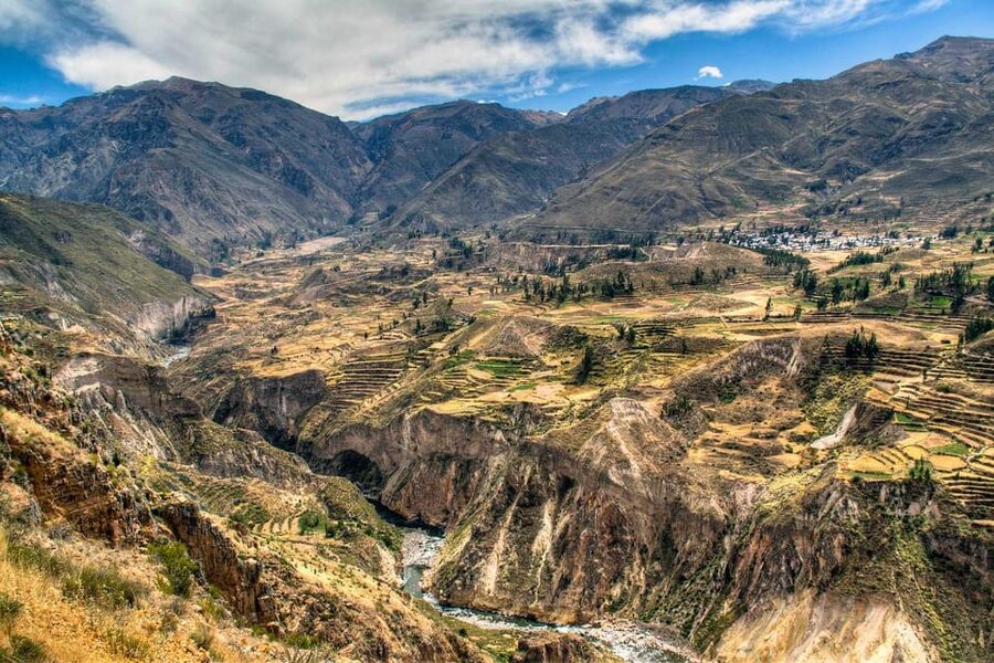 From Arequipa: Colca Valley & Thermal Baths Small-Group Trip - Cruz del Cóndor and the chance to see an Andean condor
