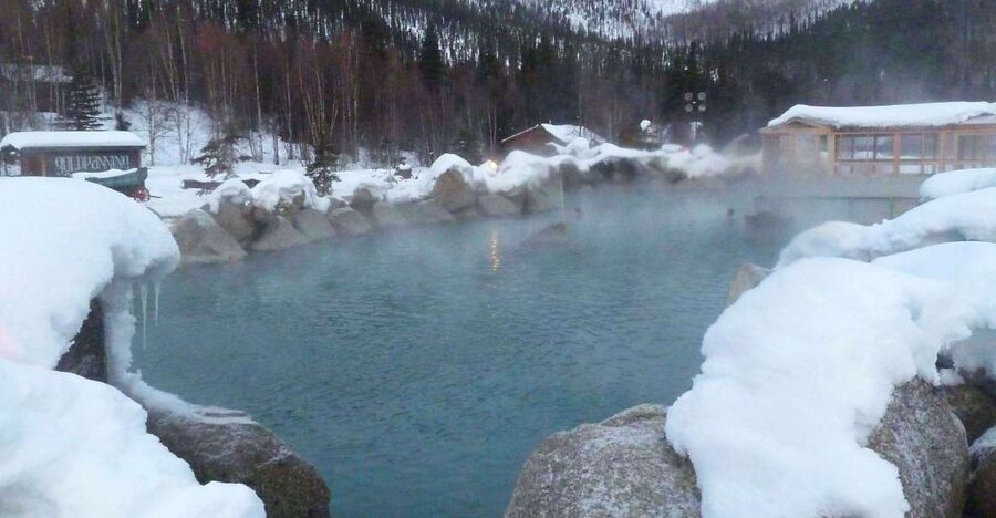 From Fairbanks: Chena Hot Springs Northern Lights Tour - The Aurora Ice Museum at 45 minutes