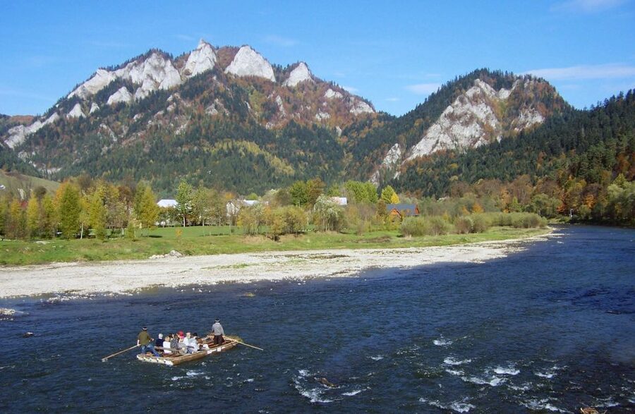 From Krakow: Dunajec River Rafting with Thermal Baths option - Szczawnica marks the end of the river ride