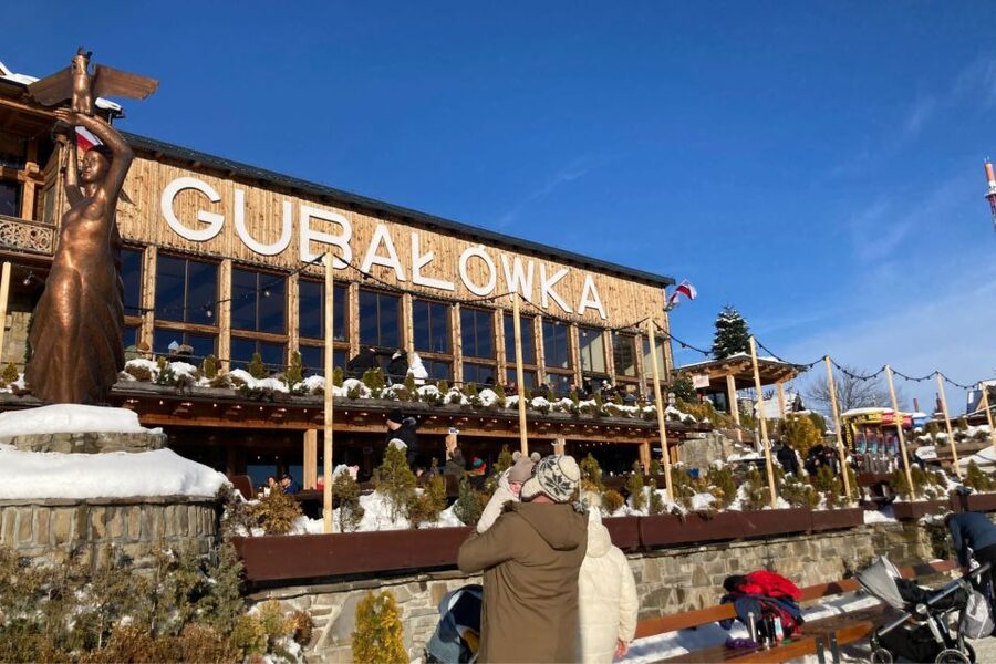 From Krakow: Zakopane, Tatra Mountains & Thermal Baths Tour - Folk sculpture and local craft