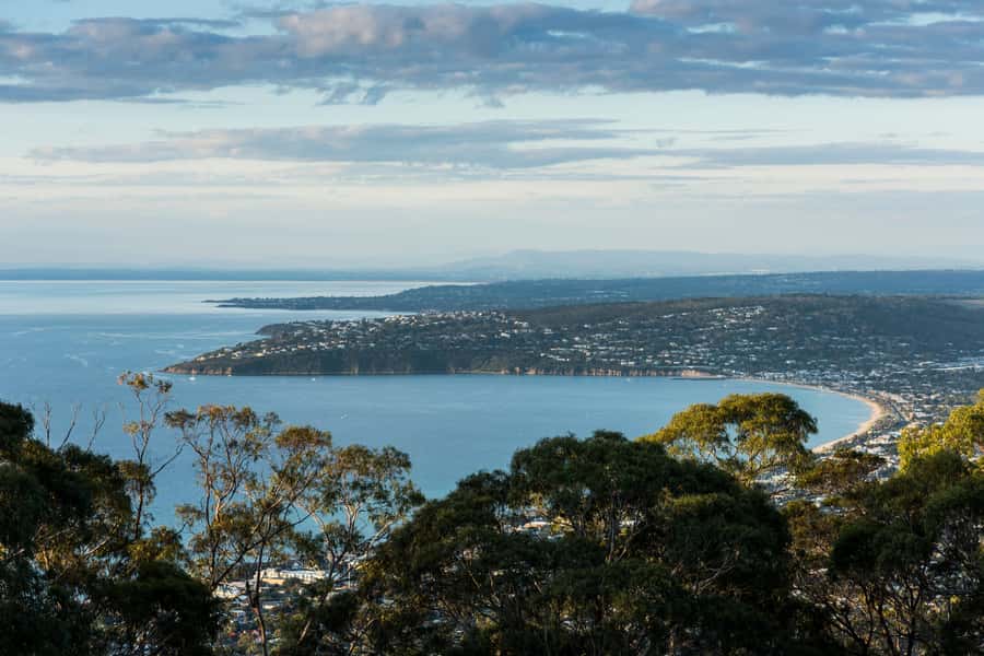 From Melbourne: Peninsula Hot Springs & Bathing Boxes Tour - The colorful Peninsula bathing boxes