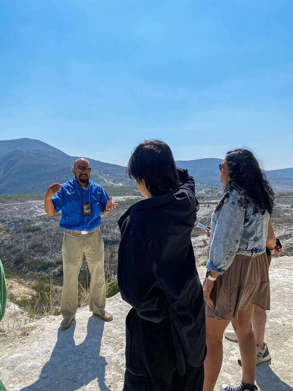 From Mexico City: Tolantongo Hot Springs Day Trip with Guide - The café break adds a useful local pause
