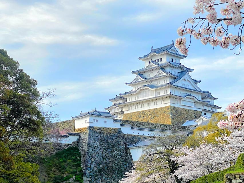 From Osaka: Himeji Castle, Arima Onsen & Mt. Rokko Day Tour - The day in four memorable details