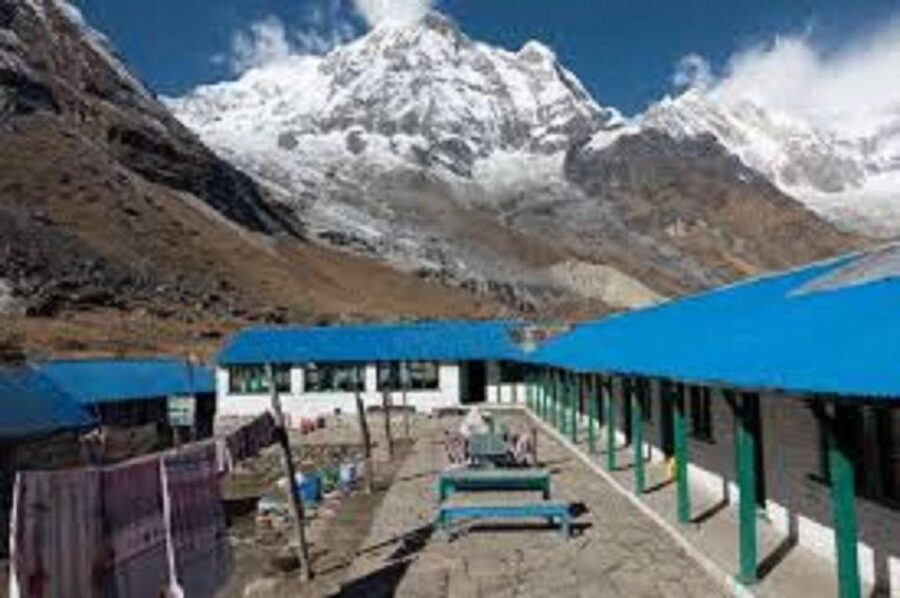 From Pokhara: 5-Day Annapurna Basecamp Trek with Hot Springs - Who should book this five-day trek?