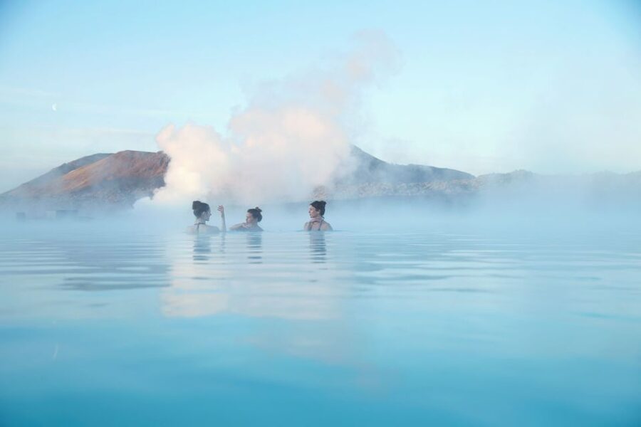 From Reykjavik: Blue Lagoon and Northern Lights Tour - The drawbacks you should weigh first