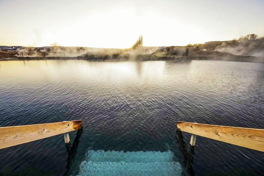 From Reykjavik: Golden Circle, Kerid, & Secret Lagoon Tour - Lunch and roadside breaks: plan your own meal