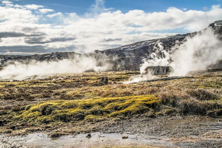 From Reykjavik: Golden Circle, Kerid, & Secret Lagoon Tour - Þingvellir: geology and the first Icelandic parliament