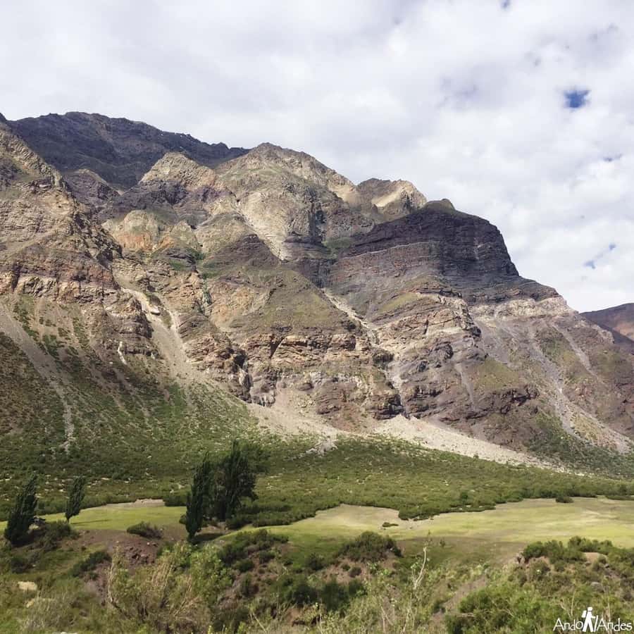 From Santiago: Maipo Canyon Volcano and Hot Spring Tour - Who should book this Andes day trip?