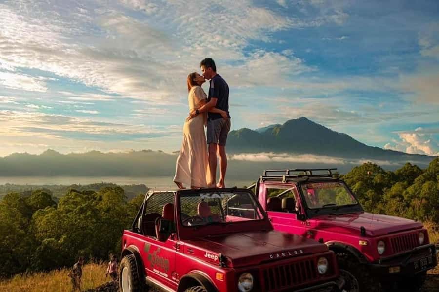 From Ubud: Mount Batur Shared Jeep Sunrise & Hot Spring Tour - Breakfast, coffee, and the photography bonus