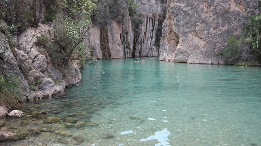 From Valencia: Thermal Springs & Hike - Private Day Tour - The La Bojera route follows the River Maimona