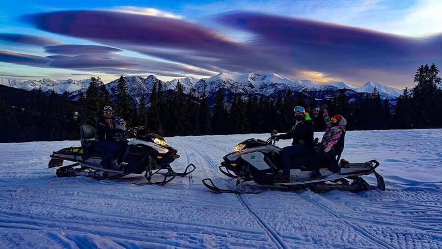 From Zakopane: Snowmobile Ride with Thermal Pools & Pickup - Practical packing advice for a cold, wet day