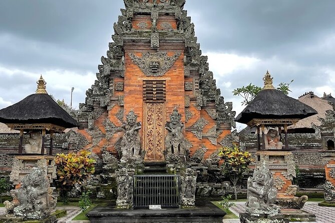 Full Day Kintamani Volcano View and Batur Natural Hot Spring - Batuan Temple: a strong cultural opening