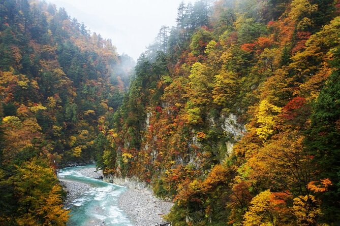 Full Day Tour to Kurobe Gorge and Unazuki Onsen from Kanazawa - Unazuki Onsen’s Old Resort-Town Feel