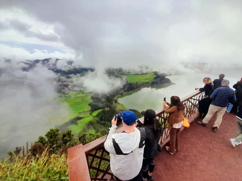 Furnas: Hot Springs, Crater Lake & Geothermal Wonders - Key points at a glance