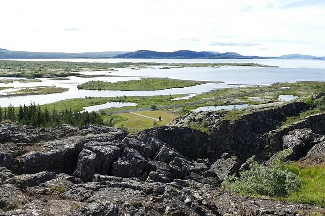 Golden Circle and Sky Lagoon Full-Day Tour - What this Golden Circle and Sky Lagoon tour does well