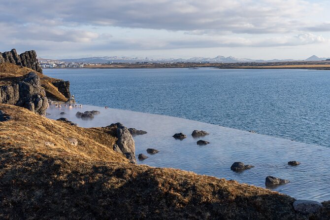 Golden Circle and Sky Lagoon Geothermal Spa Tour from Reykjavik - What to pack for a nine-hour Iceland day