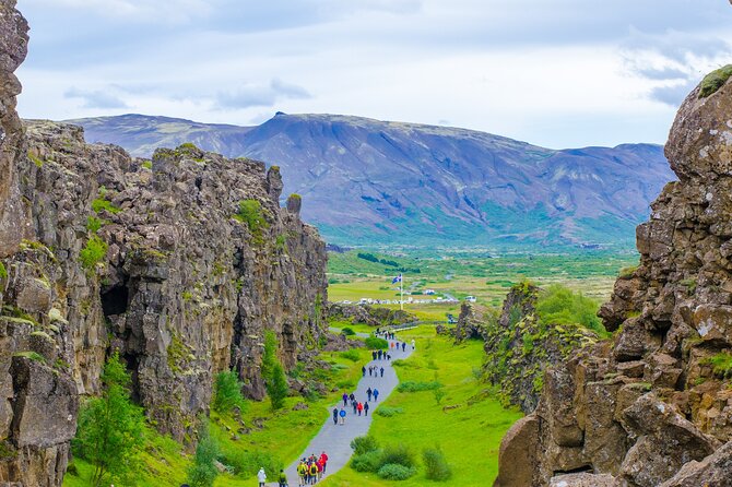 Golden Circle Full-Day Tour from Reykjavik with Admission to Sky Lagoon - The Reykjavik transfer: the part to understand before booking