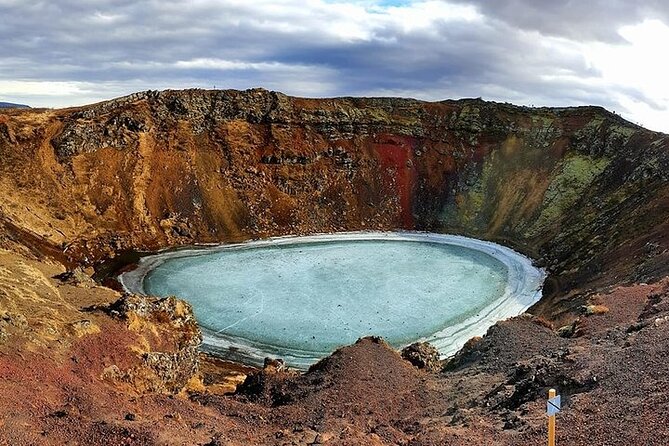 Golden Circle, Kerid Crater & Geothermal Lagoon -Small Group Tour - Gullfoss and the force of the Hvita River