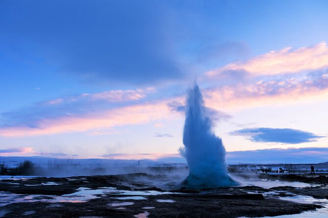 Golden Circle, Secret Lagoon and Kerid Crater Tour from Reykjavik - Guides bring the route to life