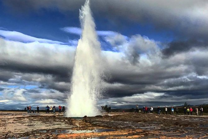 Golden Circle & Secret Lagoon & Friðheimar (lunch included) - PRIVATE TOUR - Why this private Golden Circle day works