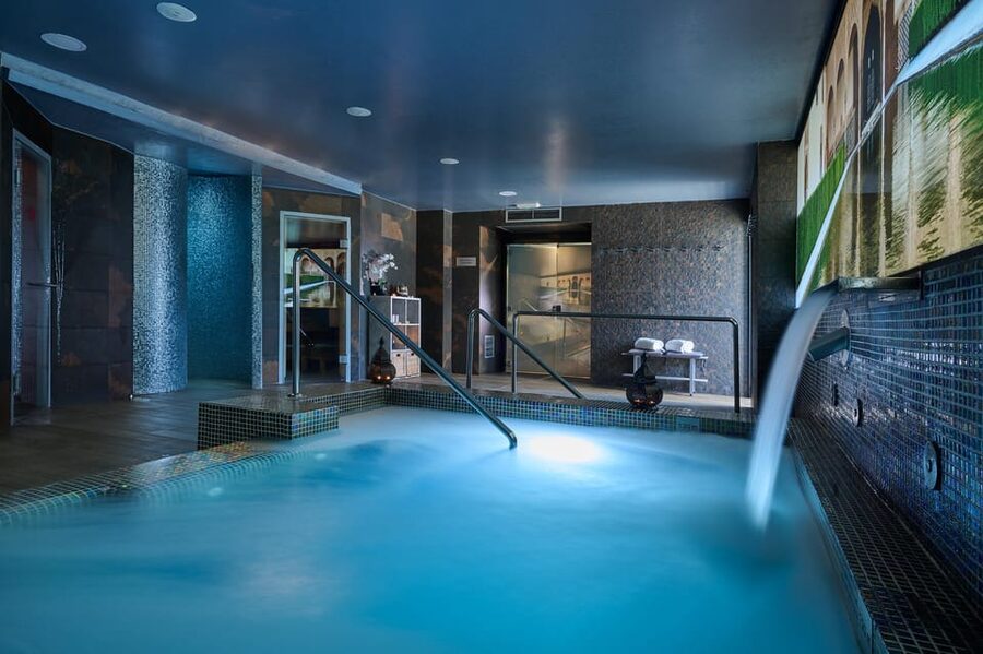 Granada: Thermal Spa Circuit with Optional Massage - Crowding and equipment are the real variables
