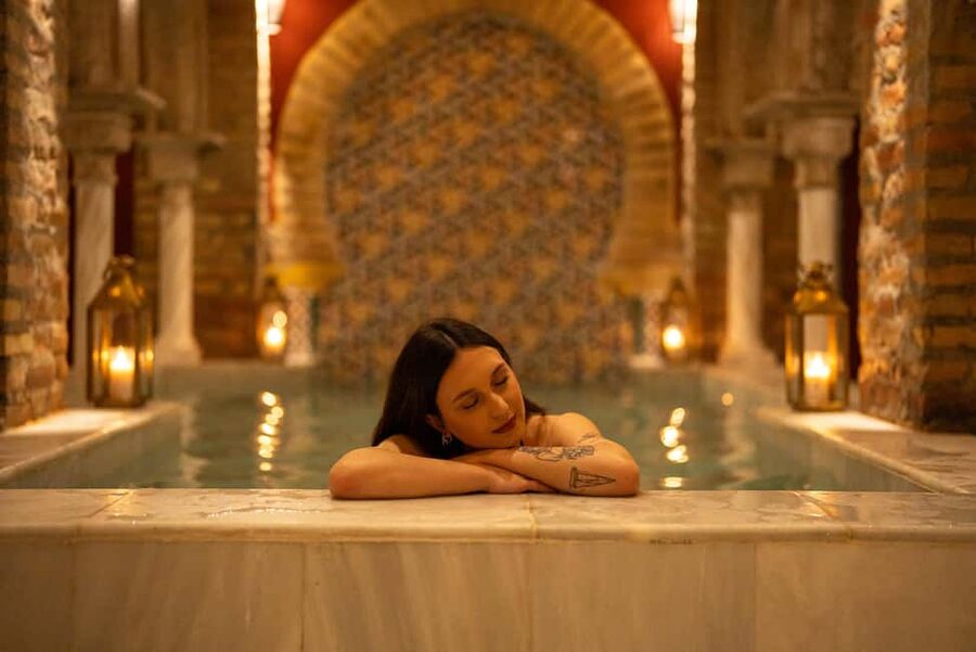 Granada: Traditional Bath in the Nasrid Palace Hammam - The Turkish bath prepares you for treatment