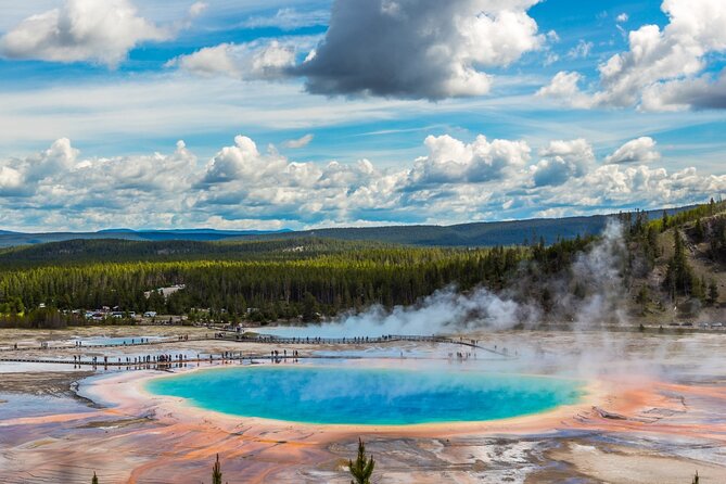 Guided Yellowstone Hot Spring & Geyser Basin Tour - Starting Early at Firehole Lake Drive