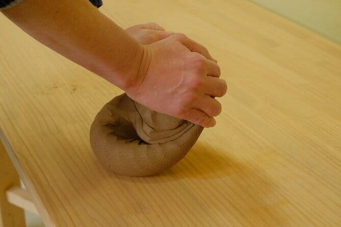 Hands On Pottery Workshop in Arima Onsen - The Arima Onsen glaze choice