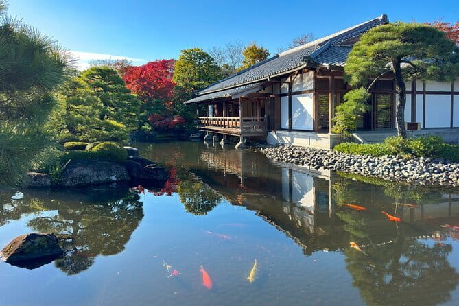 Himeji Castle, Arima Onsen & Mt. Rokko: 1-Day Bus Tour from Osaka - Karoyashikiato Park and the Himeji city setting