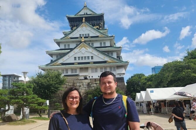 Himeji Castle, Arima Onsen & Mt. Rokko: 1-Day Bus Tour from Osaka - The bus, guide, and meeting point