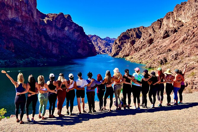 Hoover Dam Kayaking Trip, 6 Hot Springs, 6 Caves, 4 Waterfalls - Emerald Cove and the color of the water