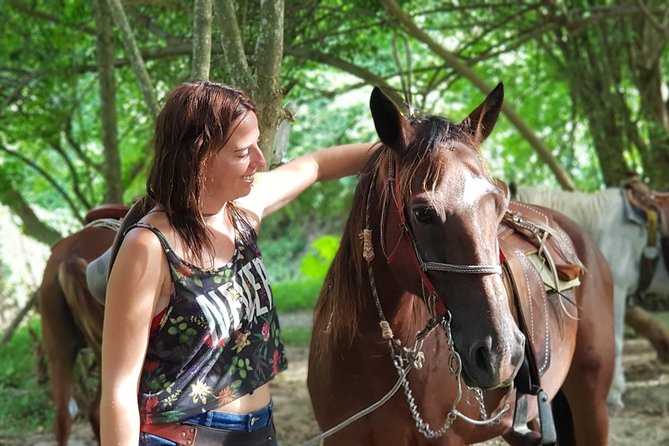 Hot Springs Horseback Riding Adventure - Meeting the horses and getting comfortable in the saddle