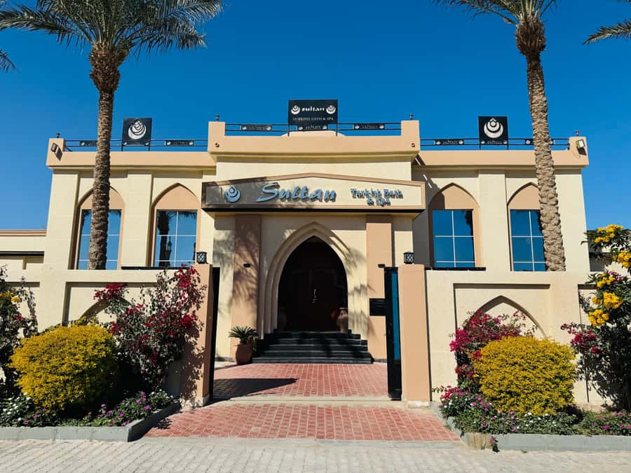 Hurghada: Sultan Cleopatra- Turkish Bath&Spa With Transfer - Starting in the salt room, sauna, and steam room