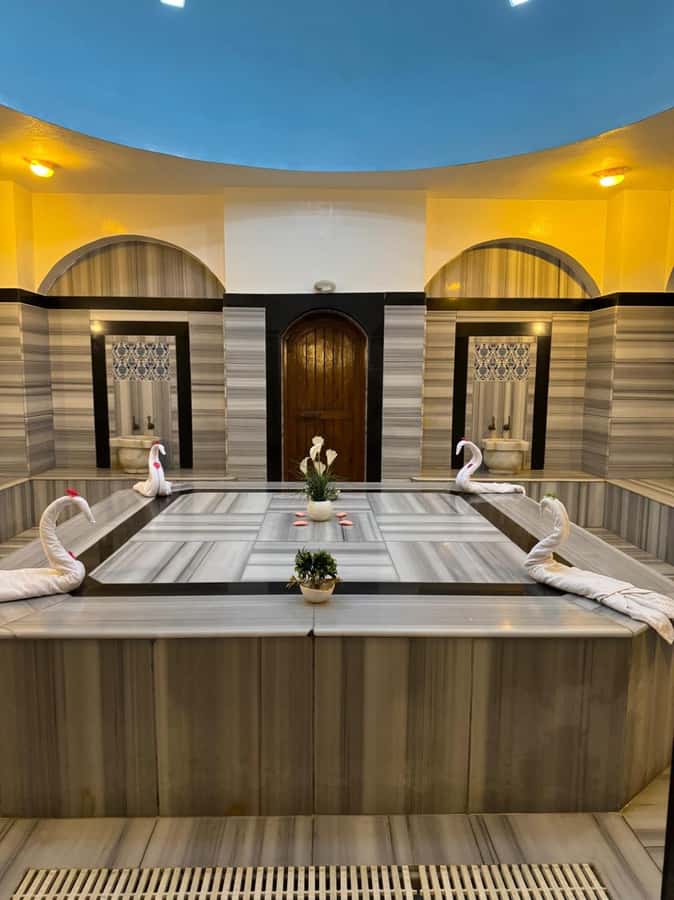 Hurghada: Sultan Cleopatra- Turkish Bath&Spa With Transfer - The mixed hammam and full-body scrub