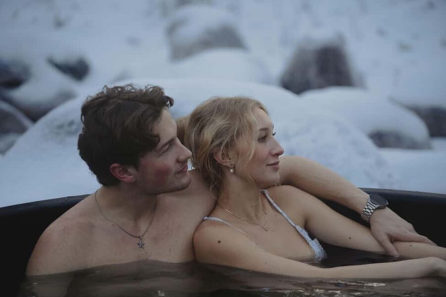 Invisible Arctic Forest Spa: Panorama sauna and hot tubs - Outdoor hot pools with a temperature caveat