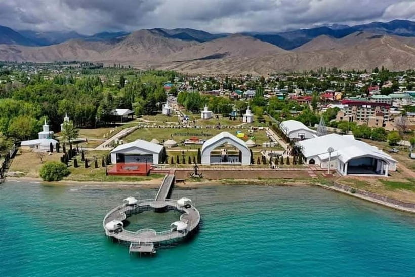 Issyk Kul Adventure: Lake Swim, Hot Springs & Ruh Ordo Tour - Why Issyk Kul makes a strong day trip from Bishkek