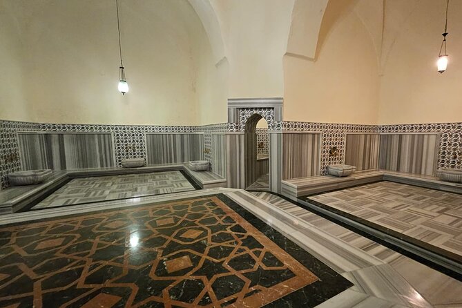 Istanbul Gedikpasa Historical Turkish Bath with Privacy Option - Changing clothes and keeping your belongings safe