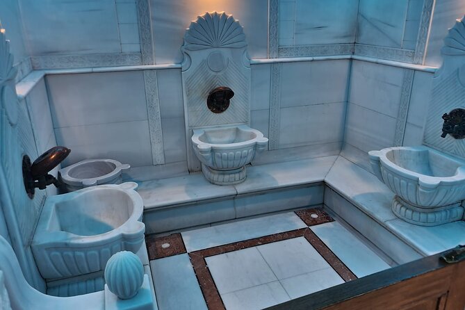 Istanbul : Historical Turkish Bath Experience in Old City - The building, service, and comfort level