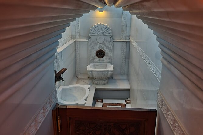 Istanbul : Historical Turkish Bath Experience in Old City - What happens during the 45-minute visit