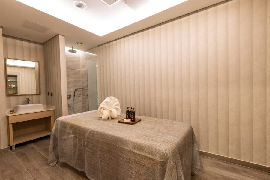 Istanbul: Private Turkish Bath, Spa and Massage in Taksim - The hot room and sauna set the pace