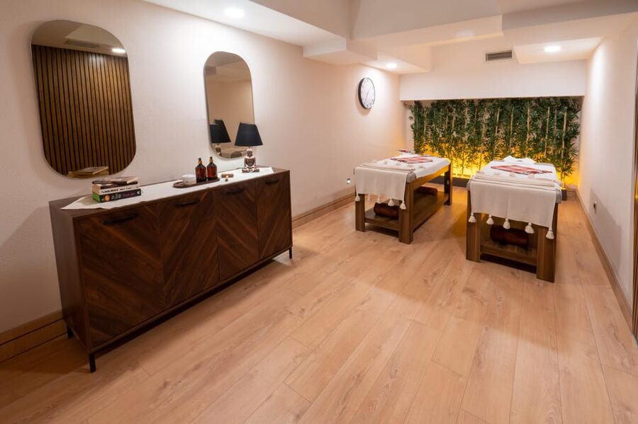 Istanbul: Public, Private or VIP Hammam & Spa in Old City - The public bath, private bath, or VIP room