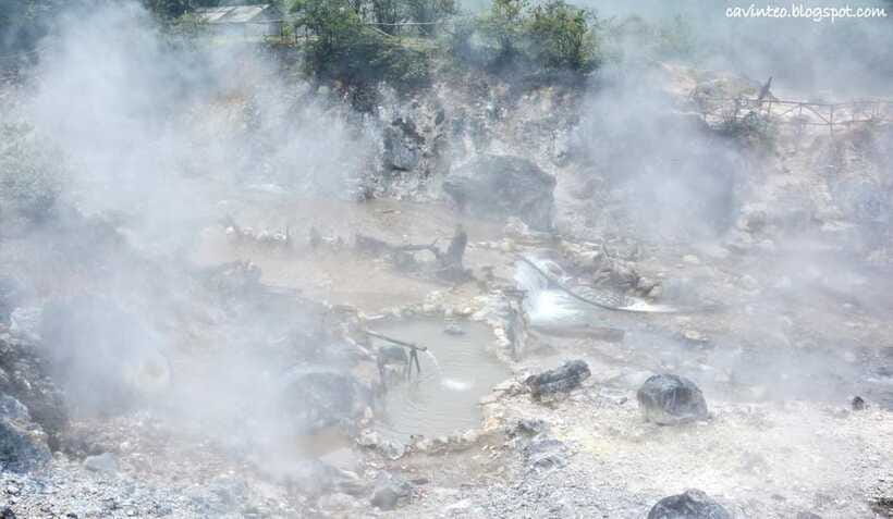 Jakarta: Volcano, Suspension Bridge, and Hot Spring Tour - What the $128 price really covers