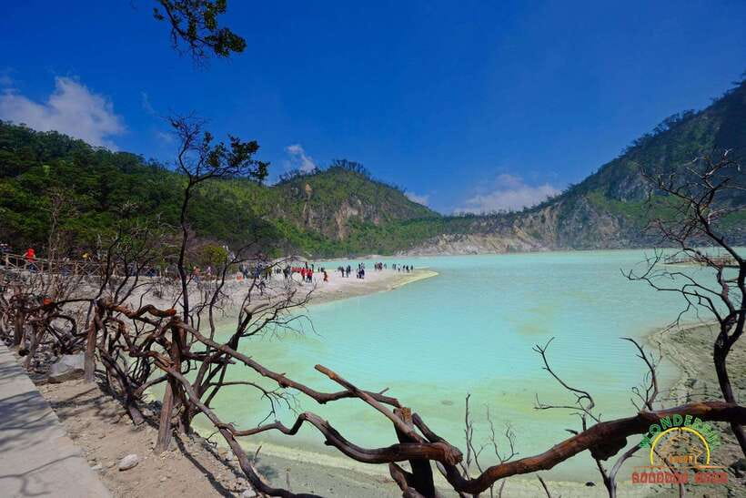 Jakarta: Volcano, Suspension Bridge, and Hot Spring Tour - Who will enjoy this day most