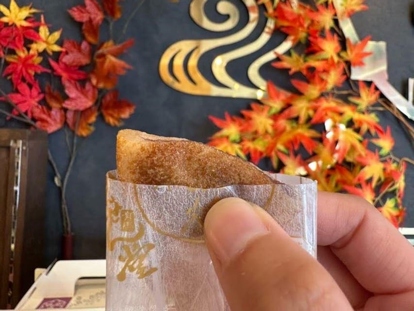 Kobe: Arima Onsen Culinary Stroll & Food Tasting Tour - Why Arima Onsen works so well for a food walk