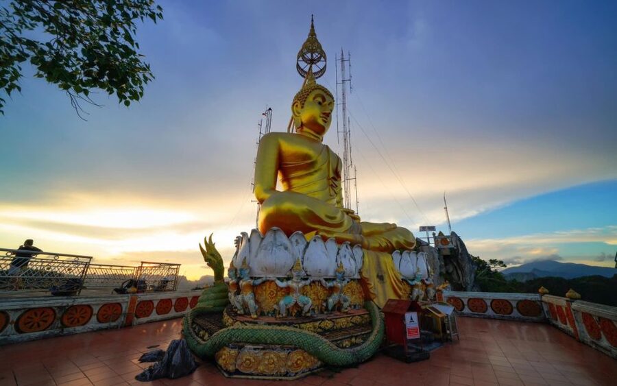 Krabi: Tiger Cave, Hot Springs and Emerald Pool Jungle Tour - Thai buffet lunch and a useful reset